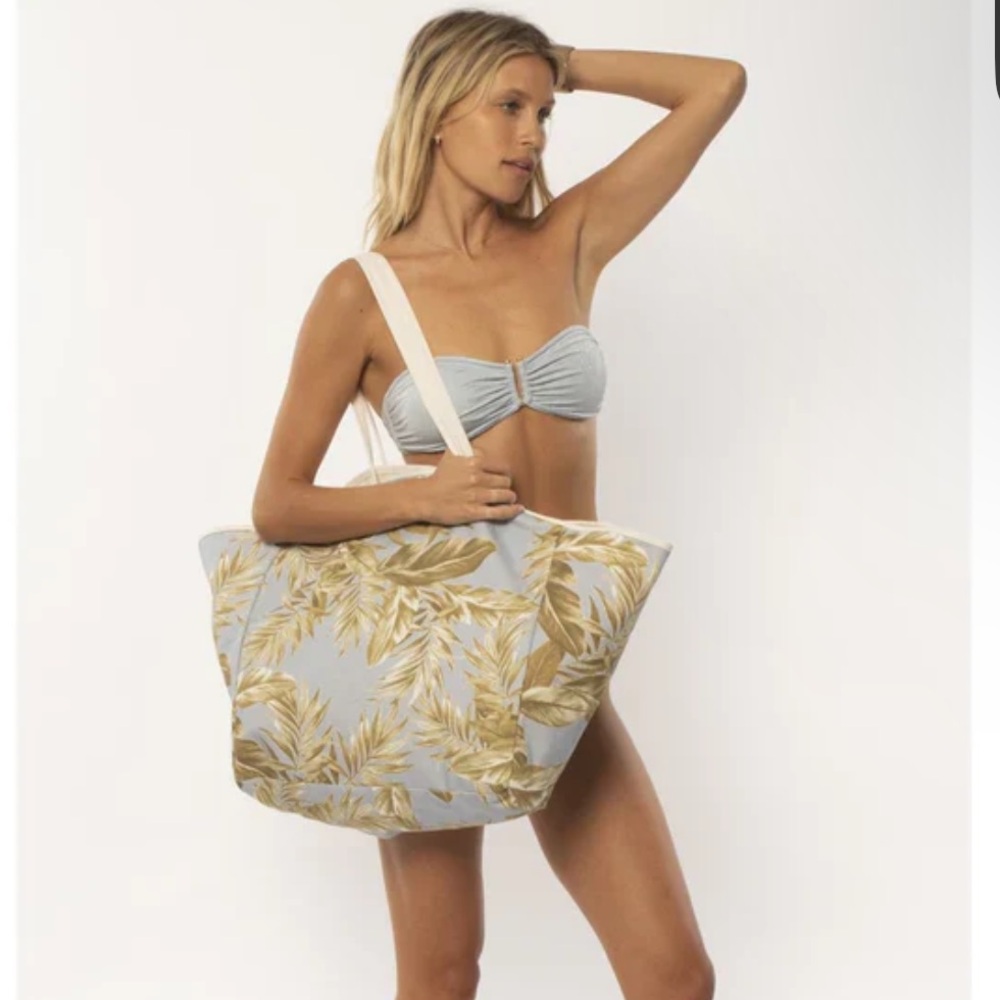 Amuse society tropic tote